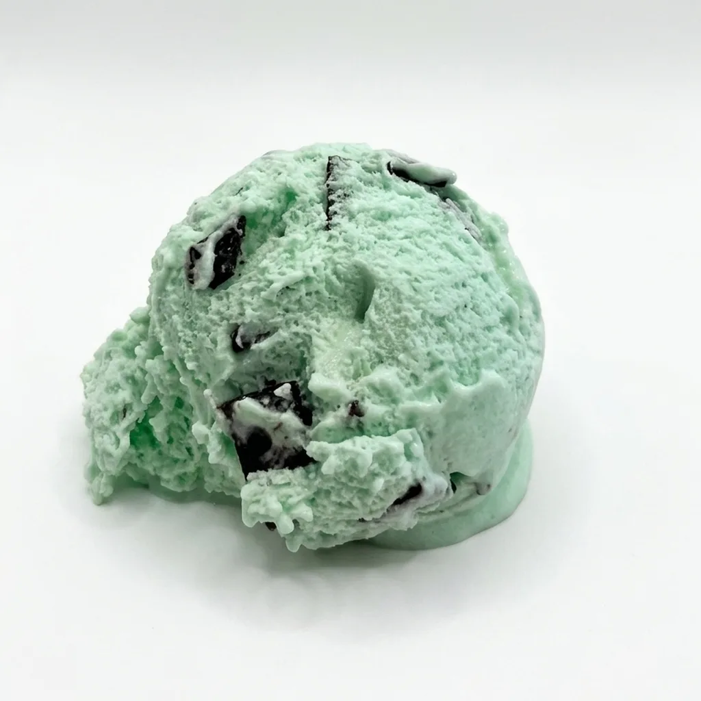 Raw phone capture of a mint chocolate chip scoop inside the PhotoPod™ light box